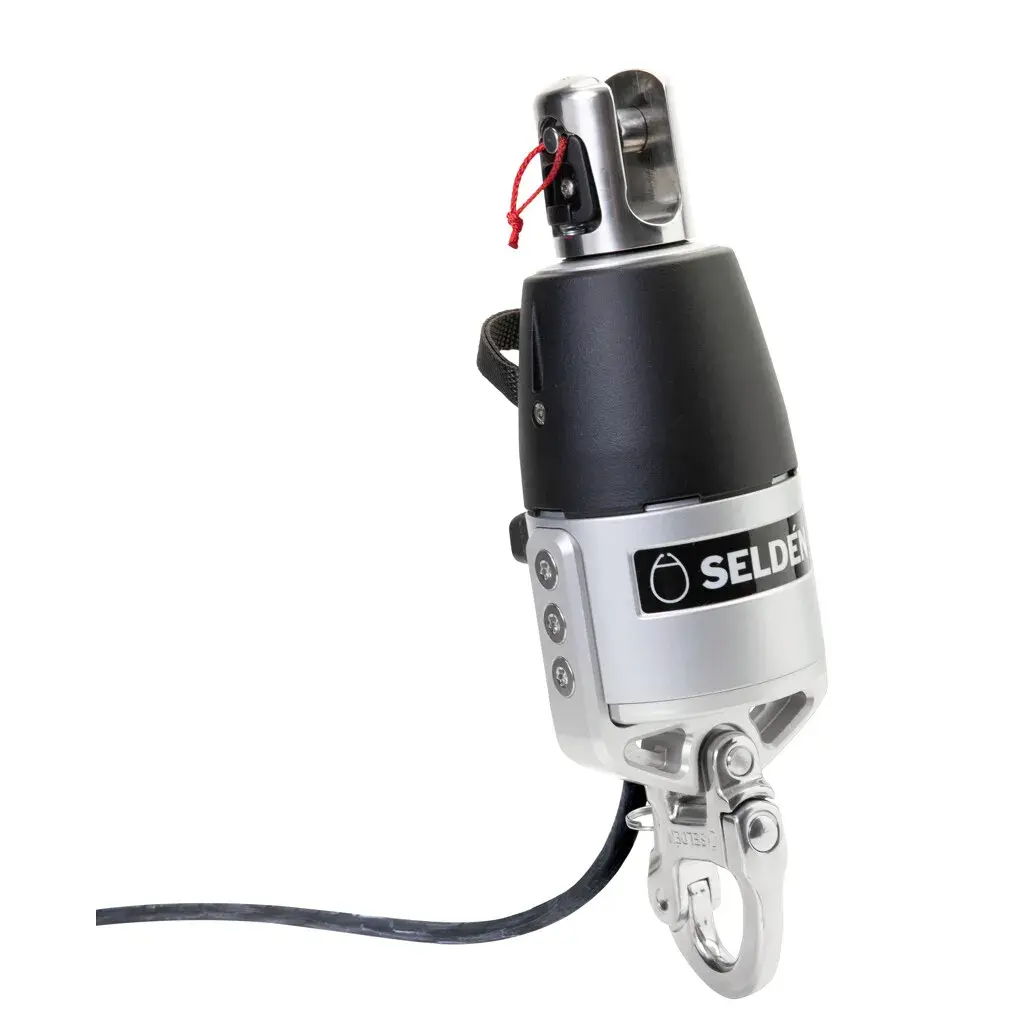 Seldén CXe Gennaker On-Deck Electric