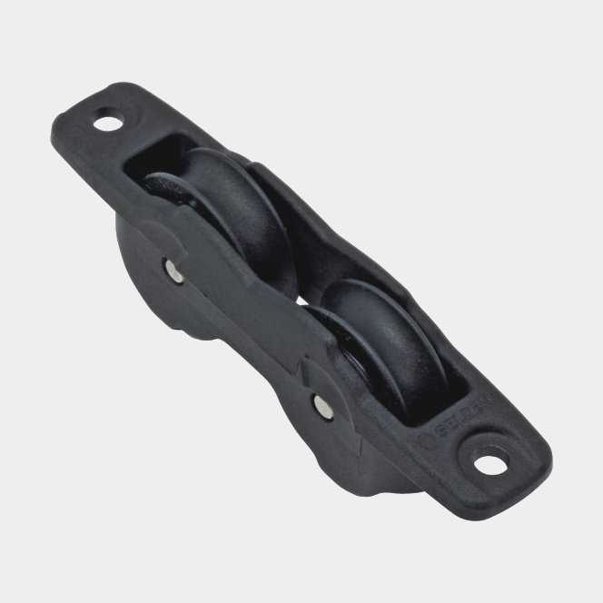 Seldén BBB 30 Dubbelblok gemonteerd door dek