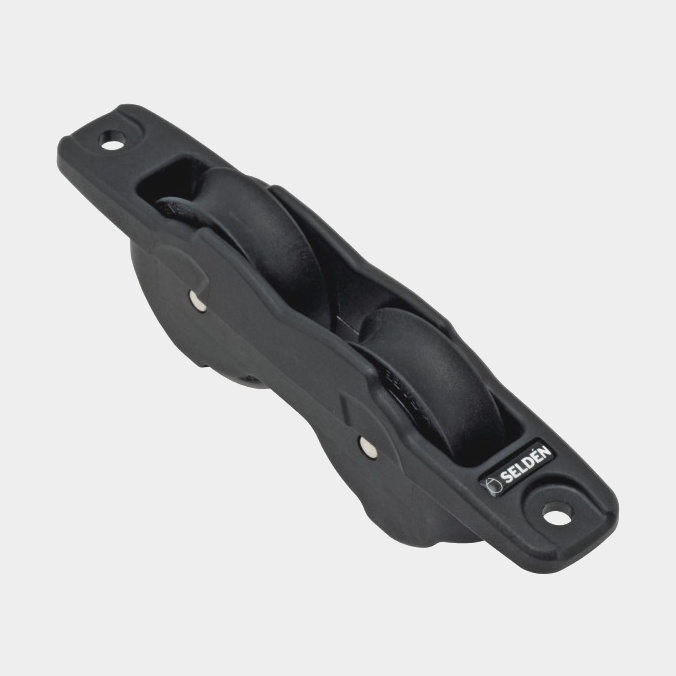 Seldén BBB 40 Dubbelblok gemonteerd door dek